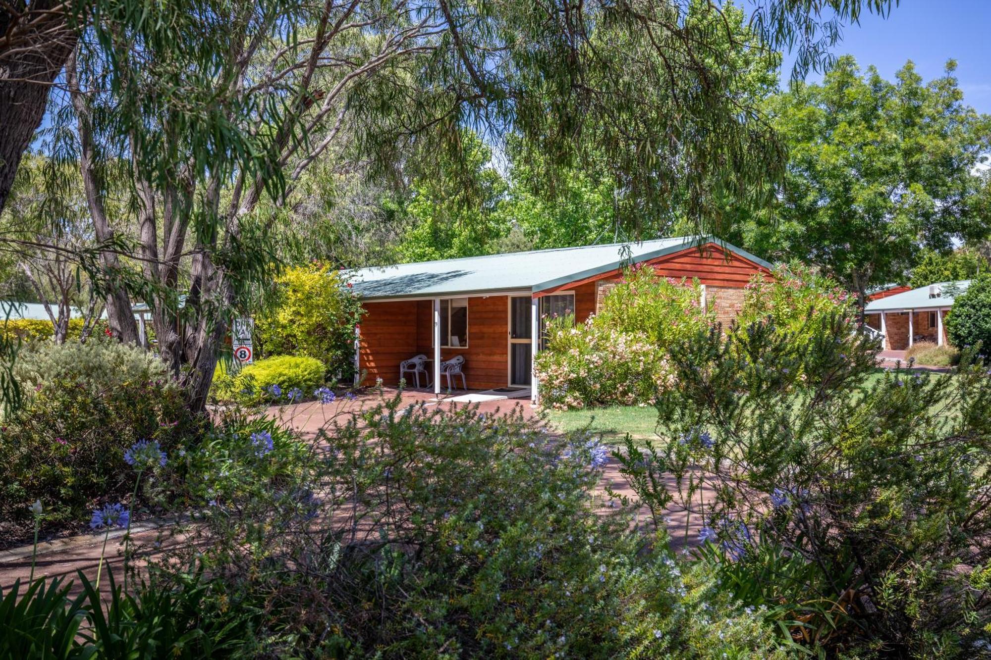 Margaret River Tourist Park Екстериор снимка