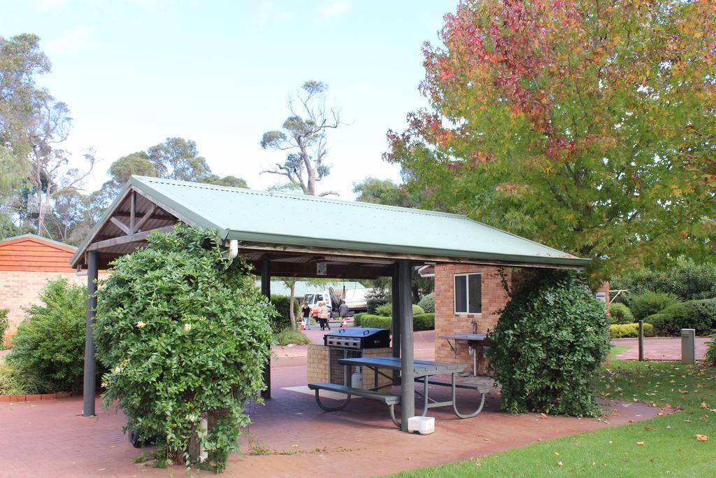Margaret River Tourist Park Екстериор снимка
